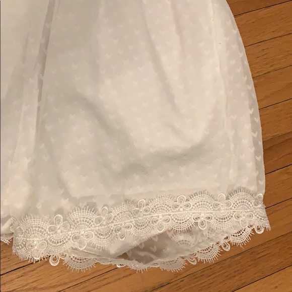 White lace romper - Picture 3 of 4